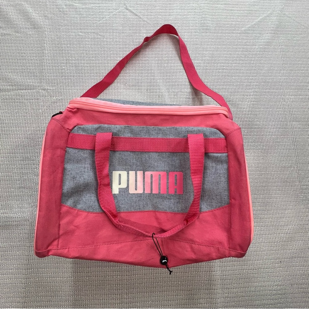 Puma Small Coral Color  Duffel Bag Shoulder Strap Mesh Side Pocket  Dual Handles